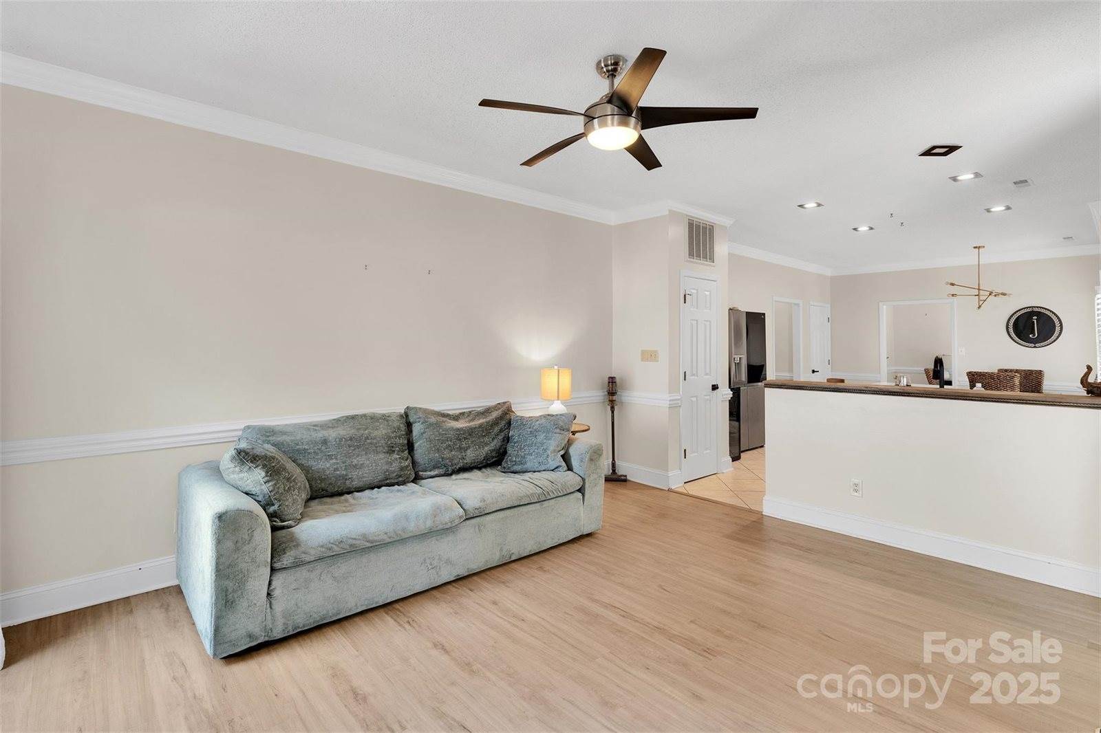 2725 Kirkholm Drive, Matthews, NC 28105