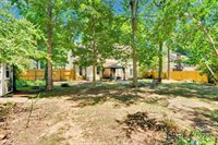 2725 Kirkholm Drive, Matthews, NC 28105