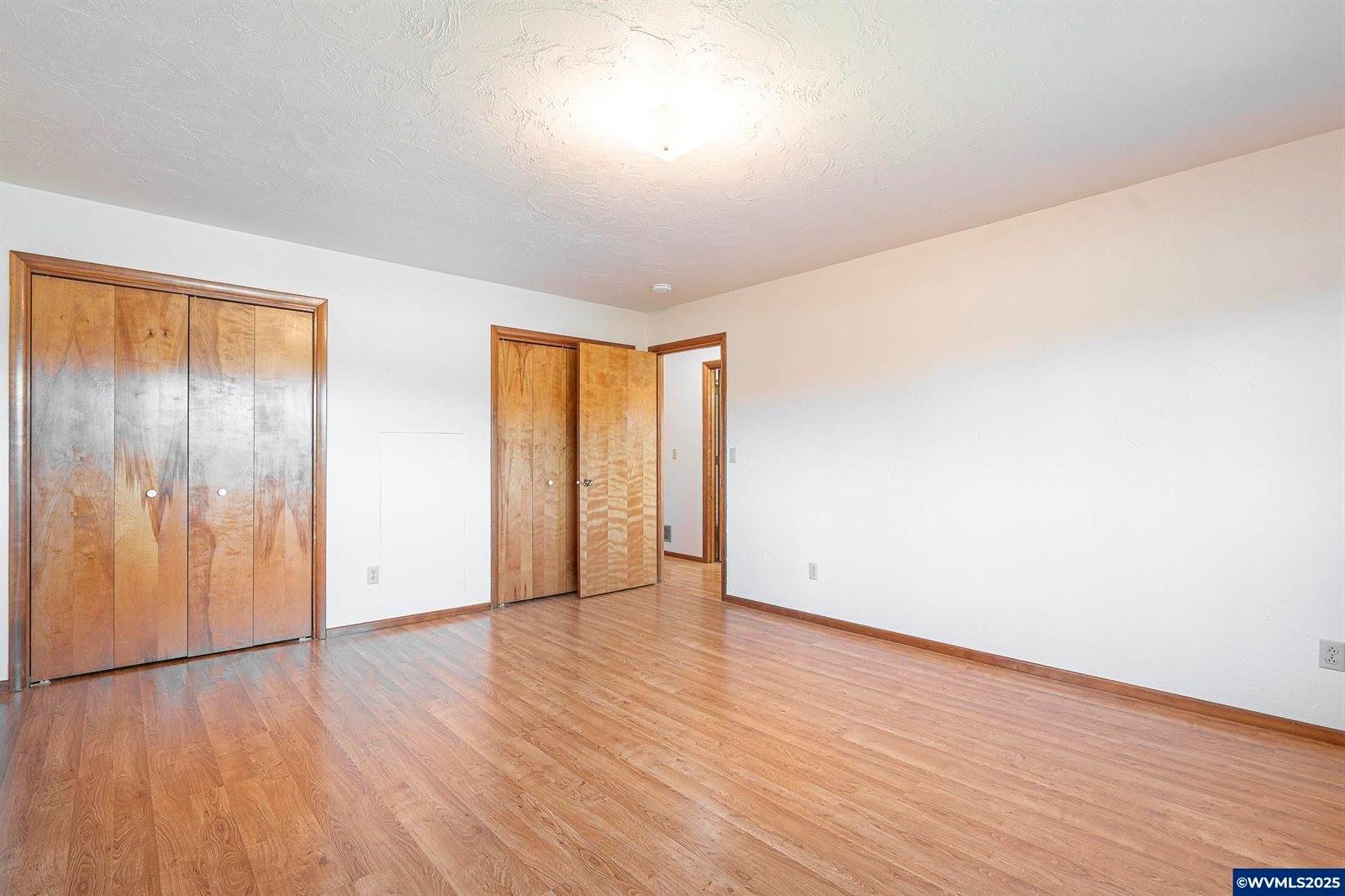 36765 Glaser Dr, Scio, OR 97374