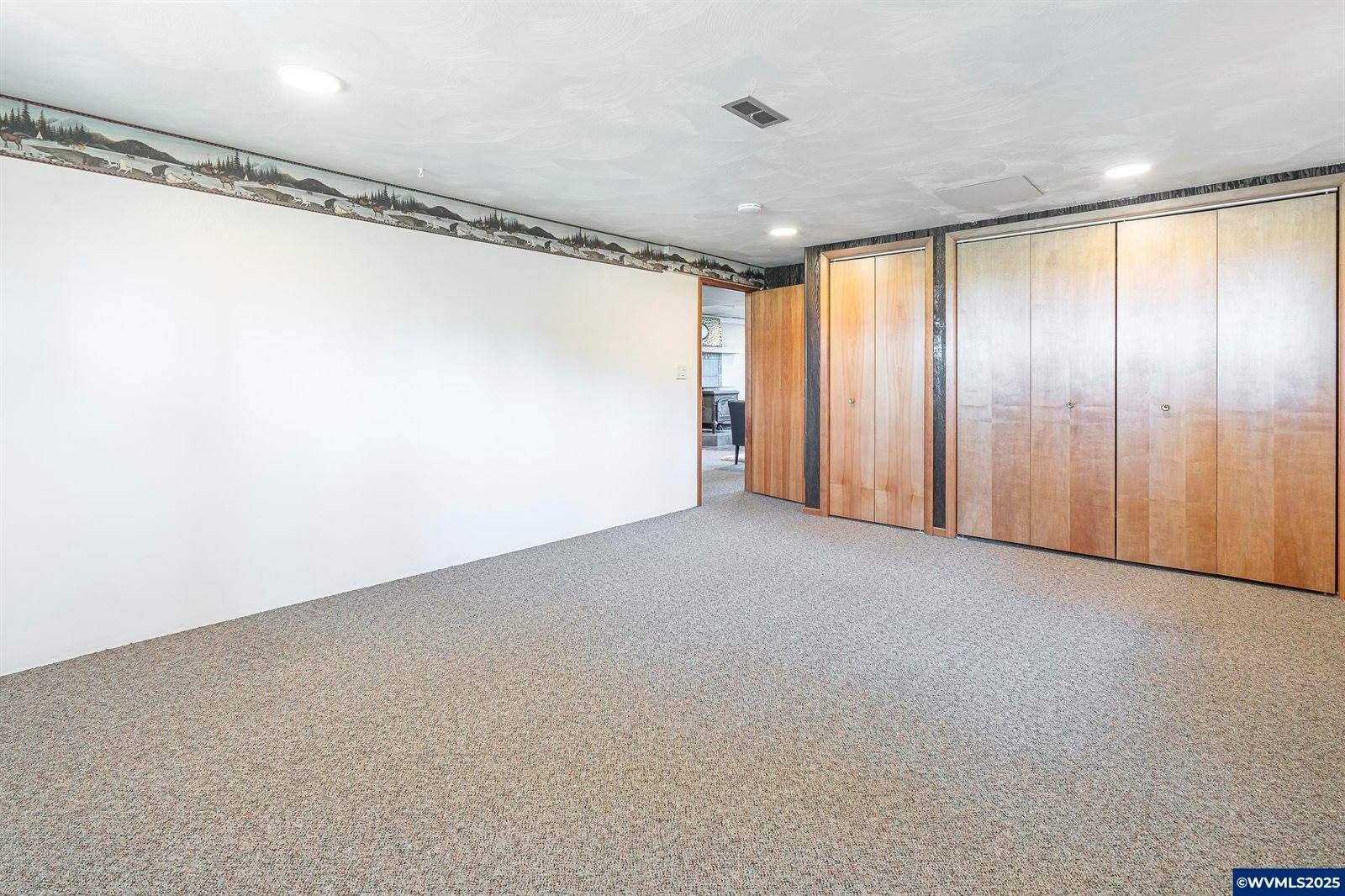 36765 Glaser Dr, Scio, OR 97374