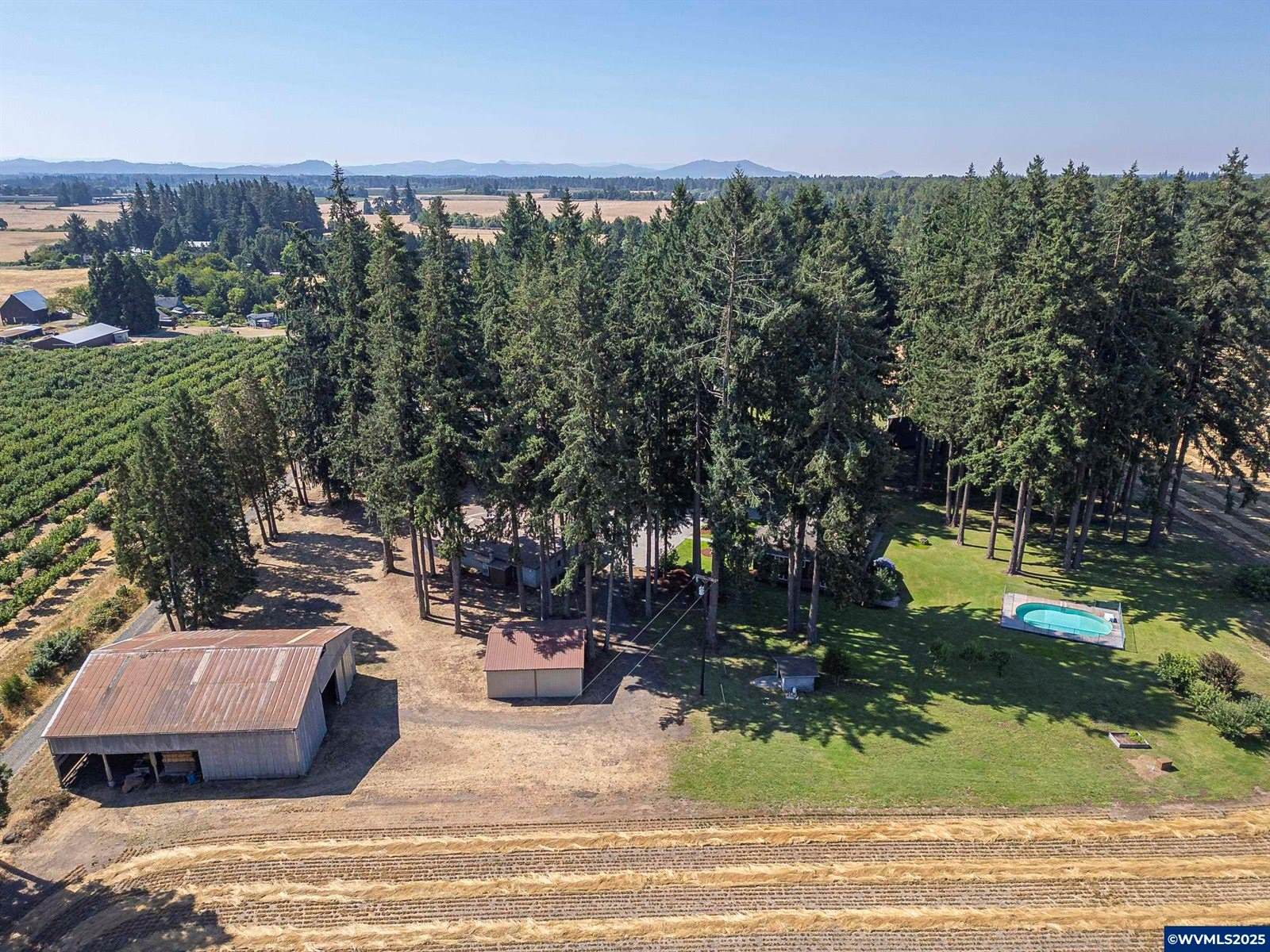 36765 Glaser Dr, Scio, OR 97374