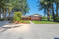36765 Glaser Dr, Scio, OR 97374