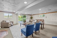 36765 Glaser Dr, Scio, OR 97374