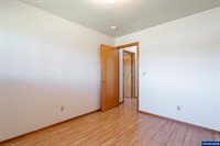 36765 Glaser Dr, Scio, OR 97374