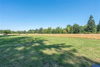 36765 Glaser Dr, Scio, OR 97374