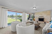 36765 Glaser Dr, Scio, OR 97374