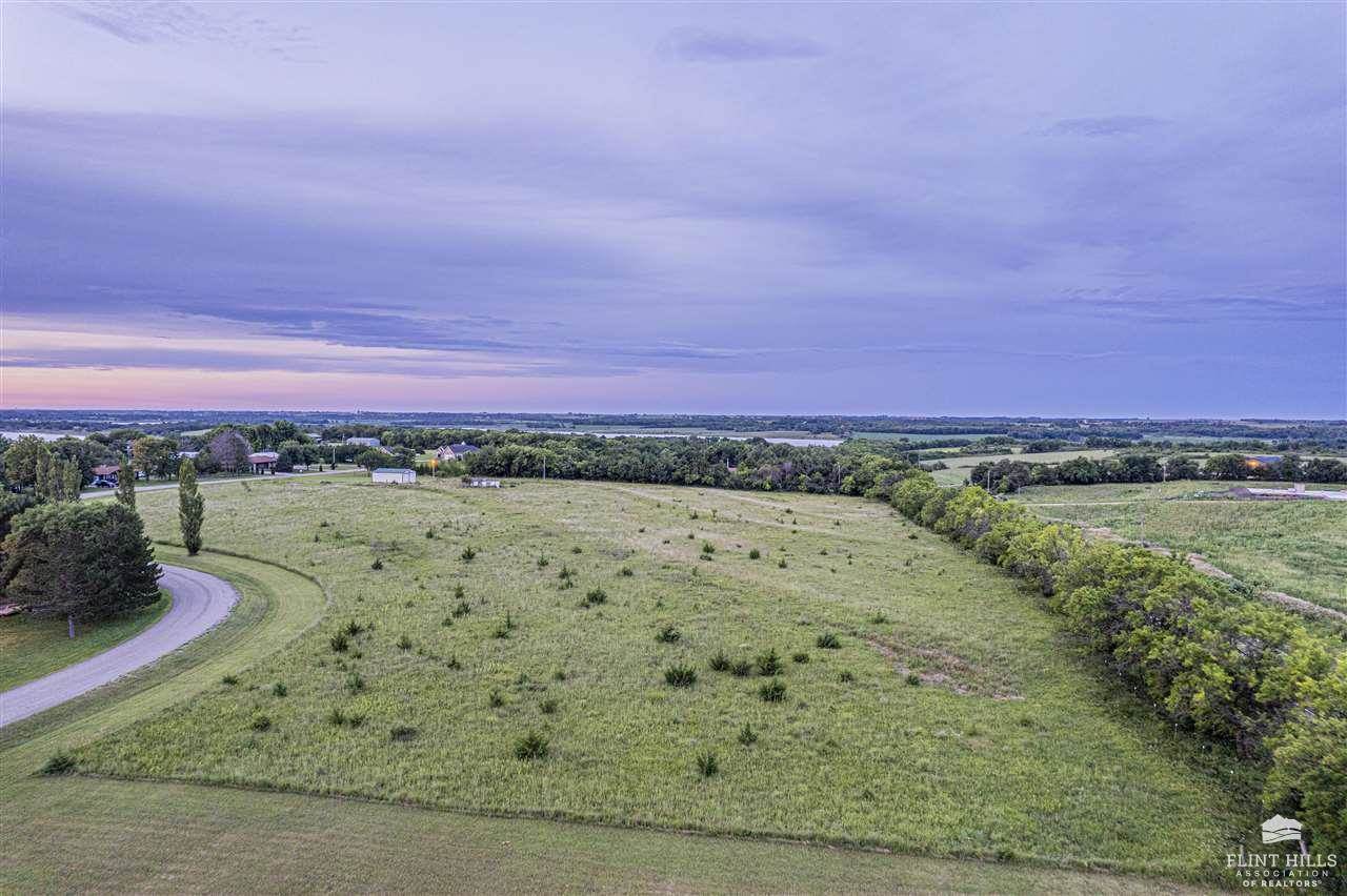 00000 Canyon Road, Junction City, KS 66441