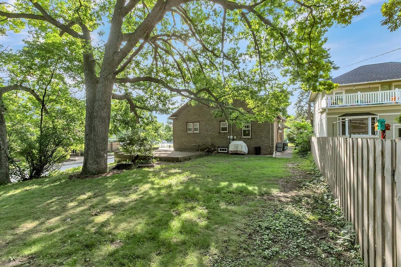 1004 South Webster Avenue, Green Bay, WI 54301