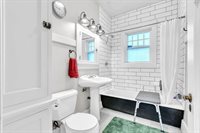 1004 South Webster Avenue, Green Bay, WI 54301