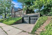 1004 South Webster Avenue, Green Bay, WI 54301