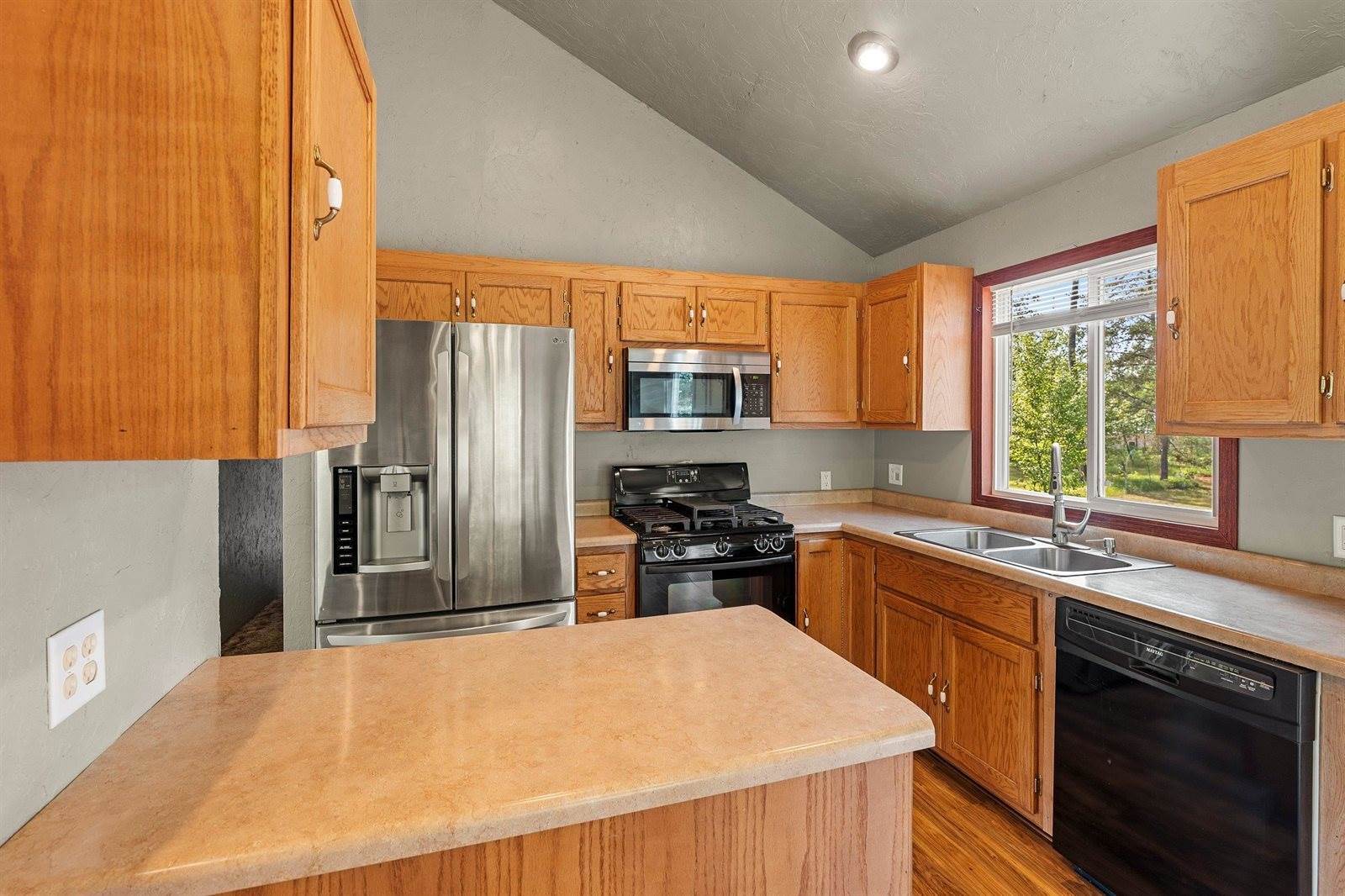 W11443 1ST Street, Crivitz, WI 54114