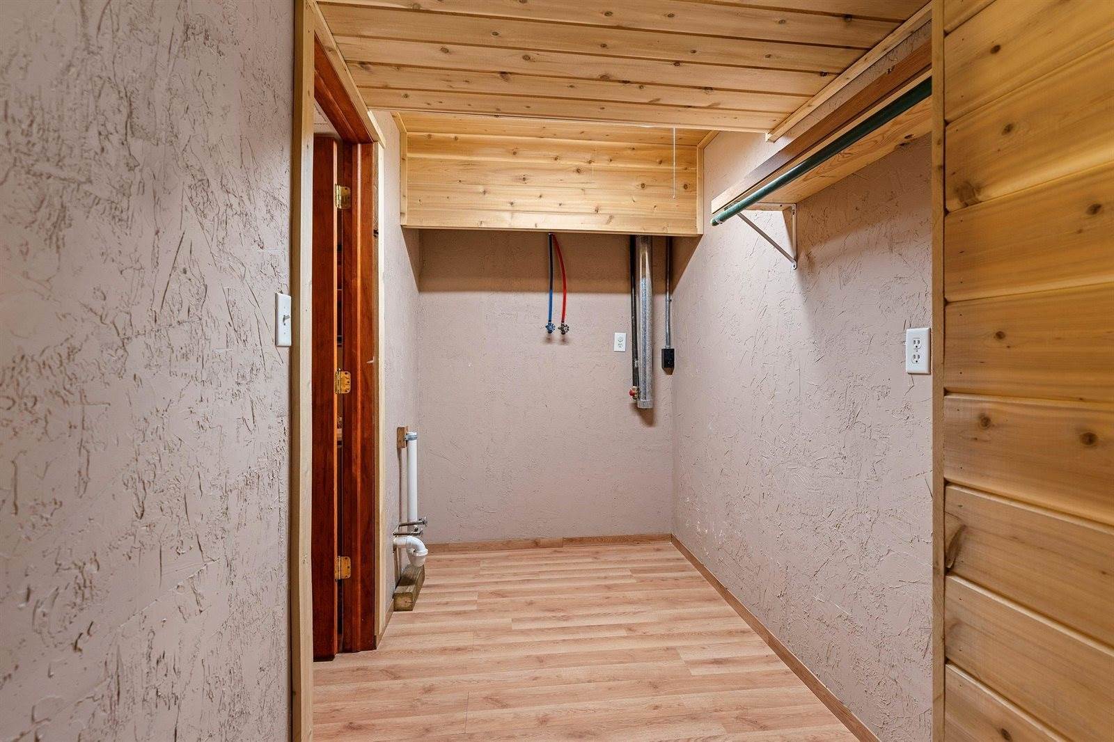 W11443 1ST Street, Crivitz, WI 54114