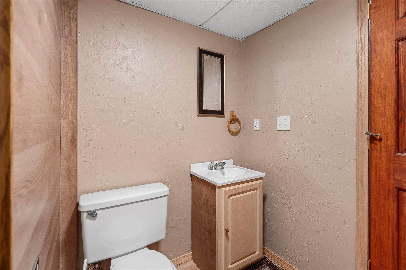 W11443 1ST Street, Crivitz, WI 54114