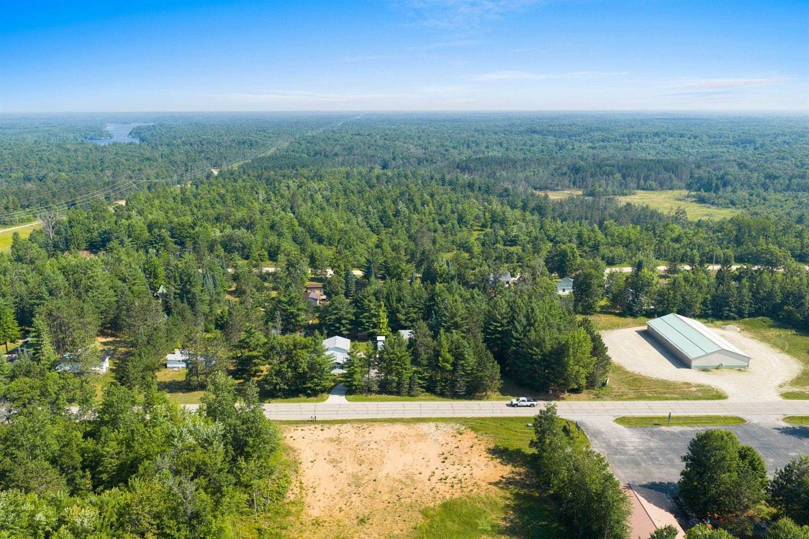 W11443 1ST Street, Crivitz, WI 54114