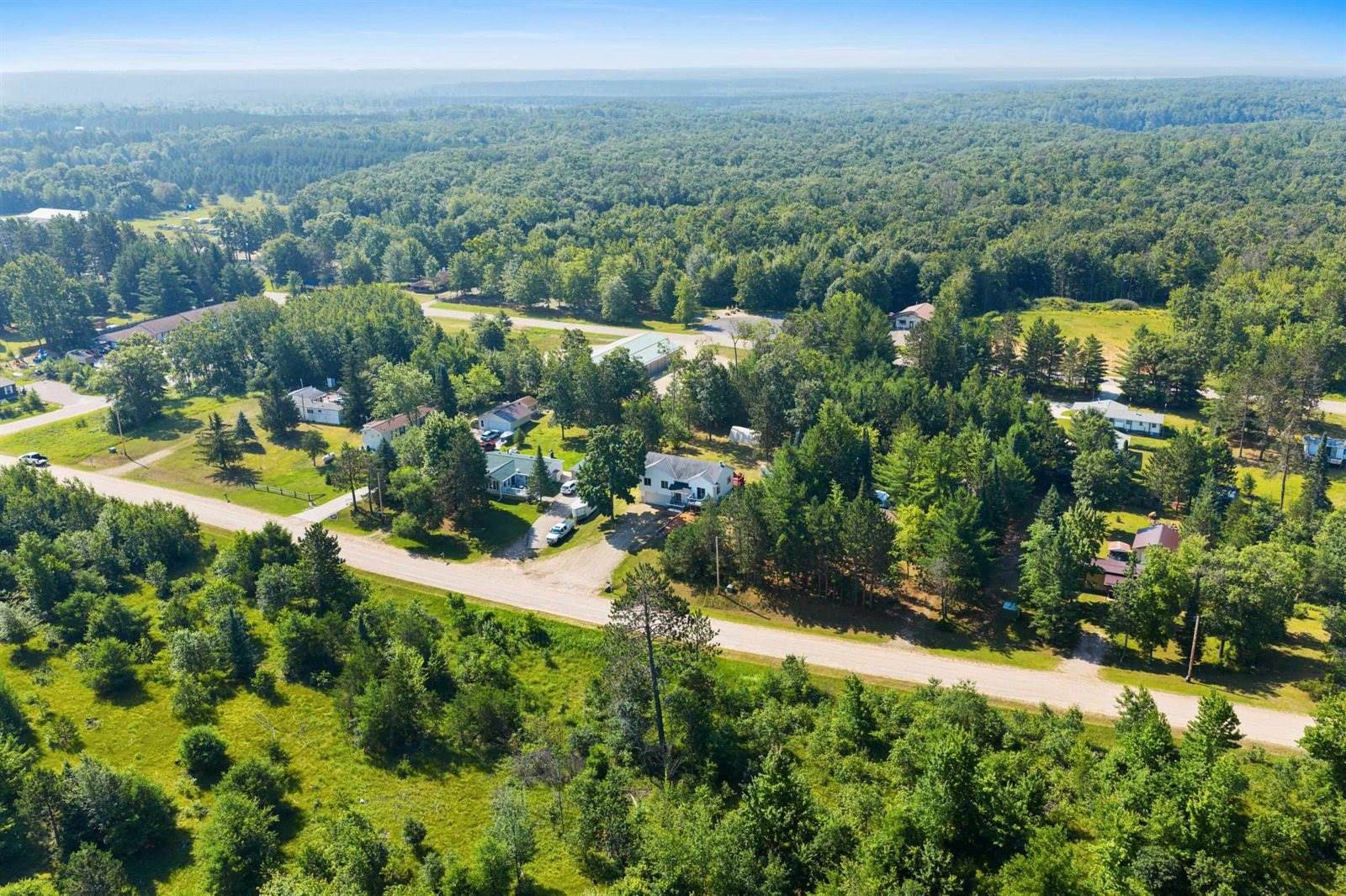 W11443 1ST Street, Crivitz, WI 54114