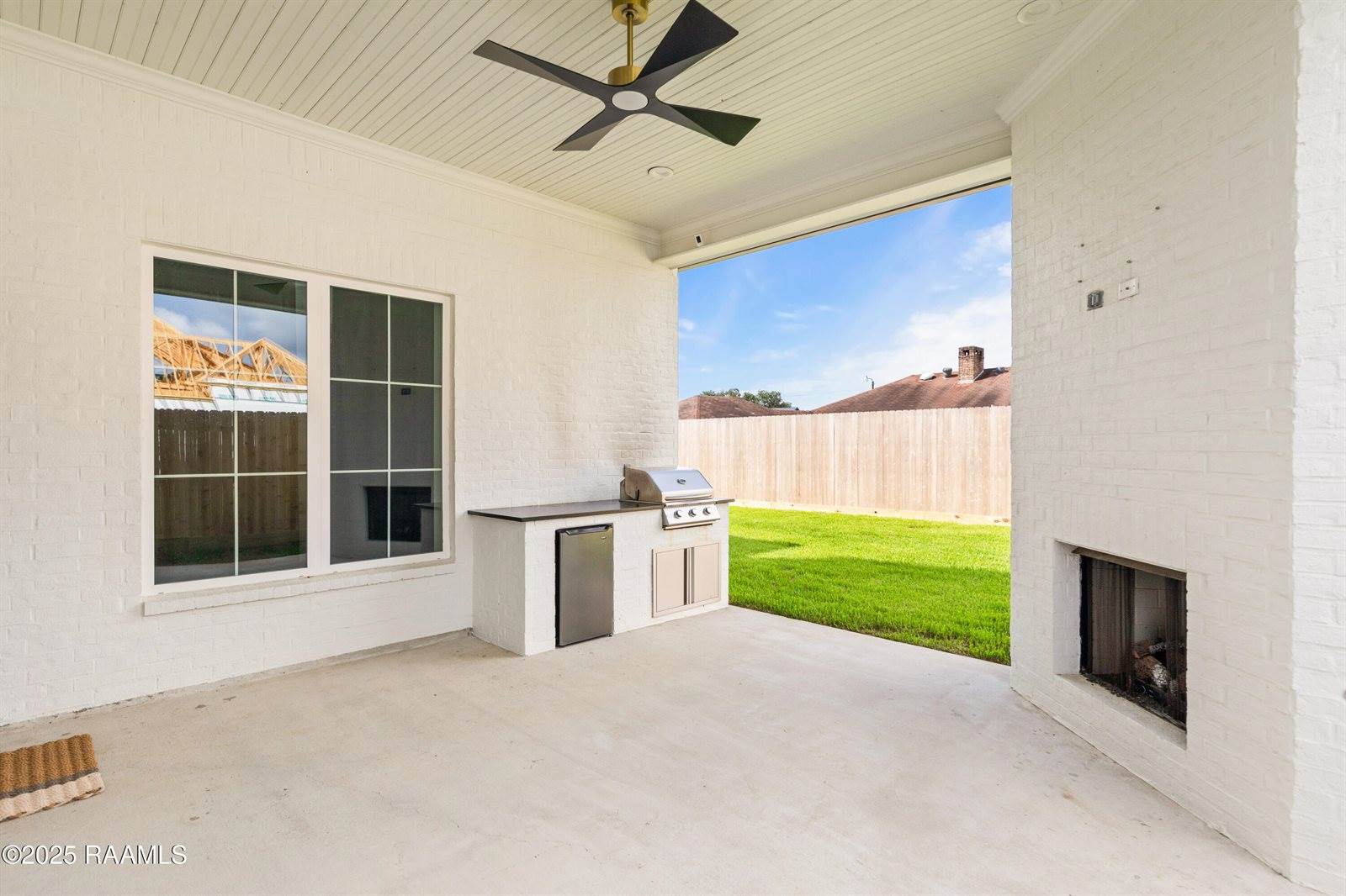 313 Harvest Creek Lane, Lafayette, LA 70508