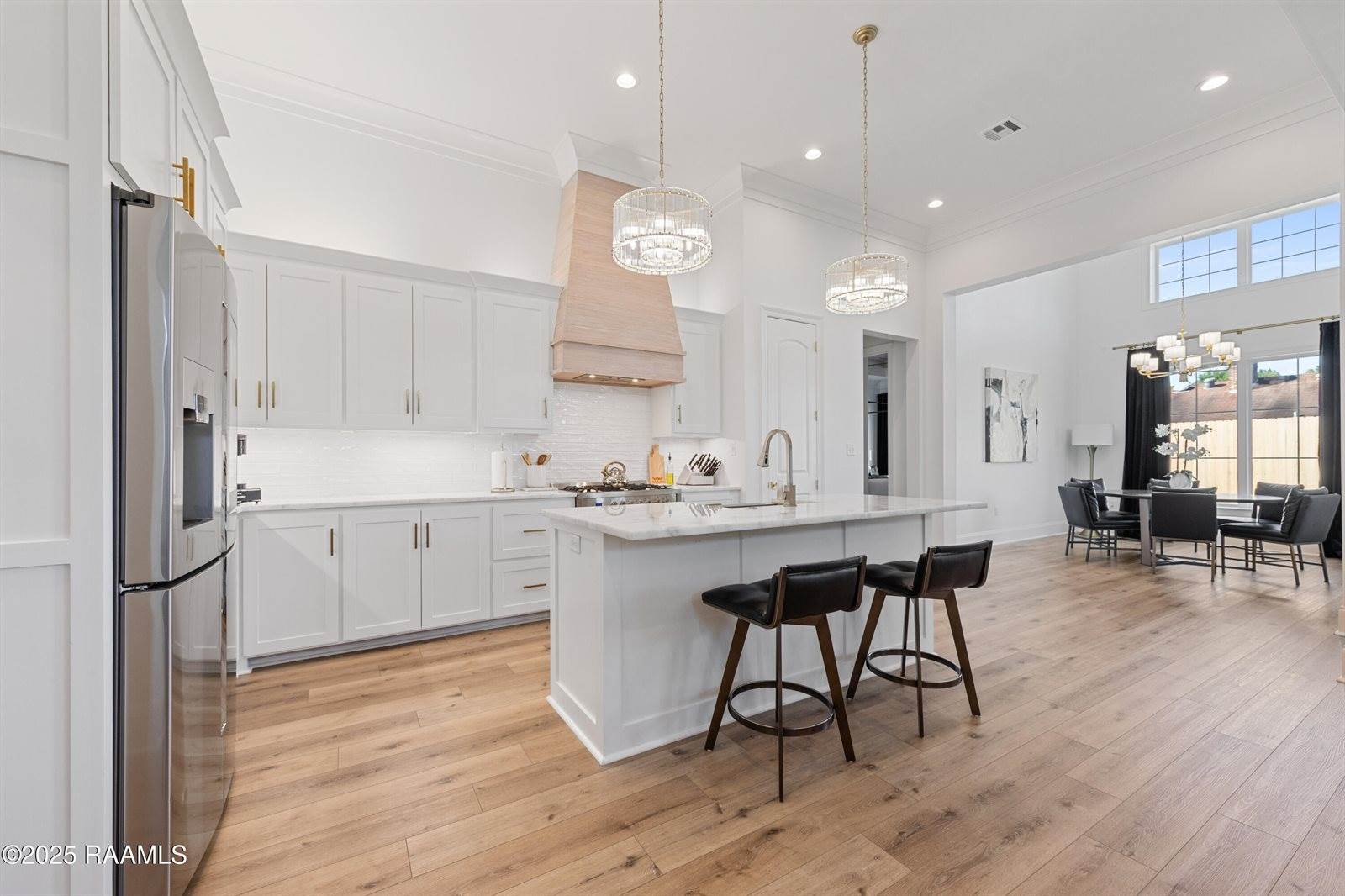 313 Harvest Creek Lane, Lafayette, LA 70508