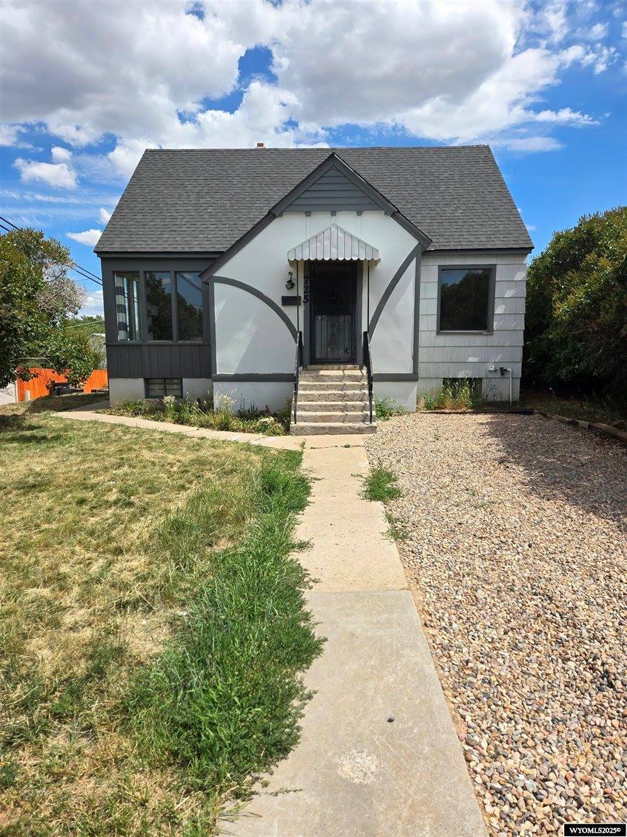 725 12th, Evanston, WY 82930