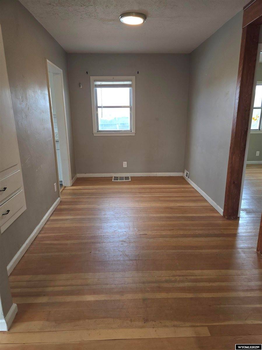 725 12th, Evanston, WY 82930