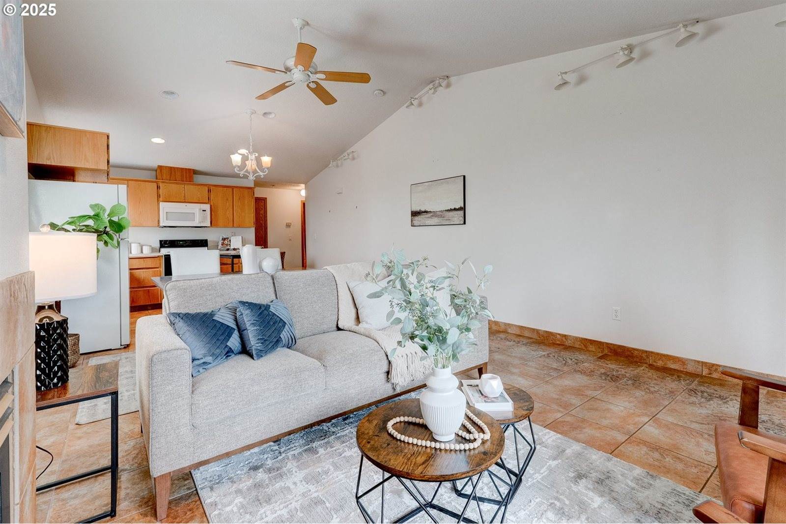 15415 SW Picadilly Ln, Beaverton, OR 97007