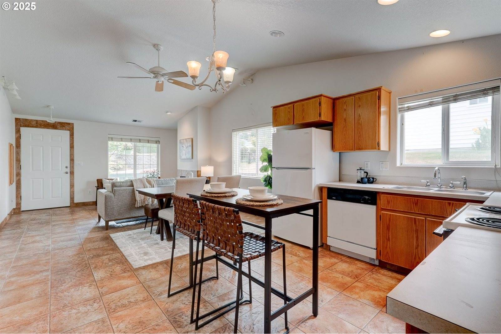 15415 SW Picadilly Ln, Beaverton, OR 97007