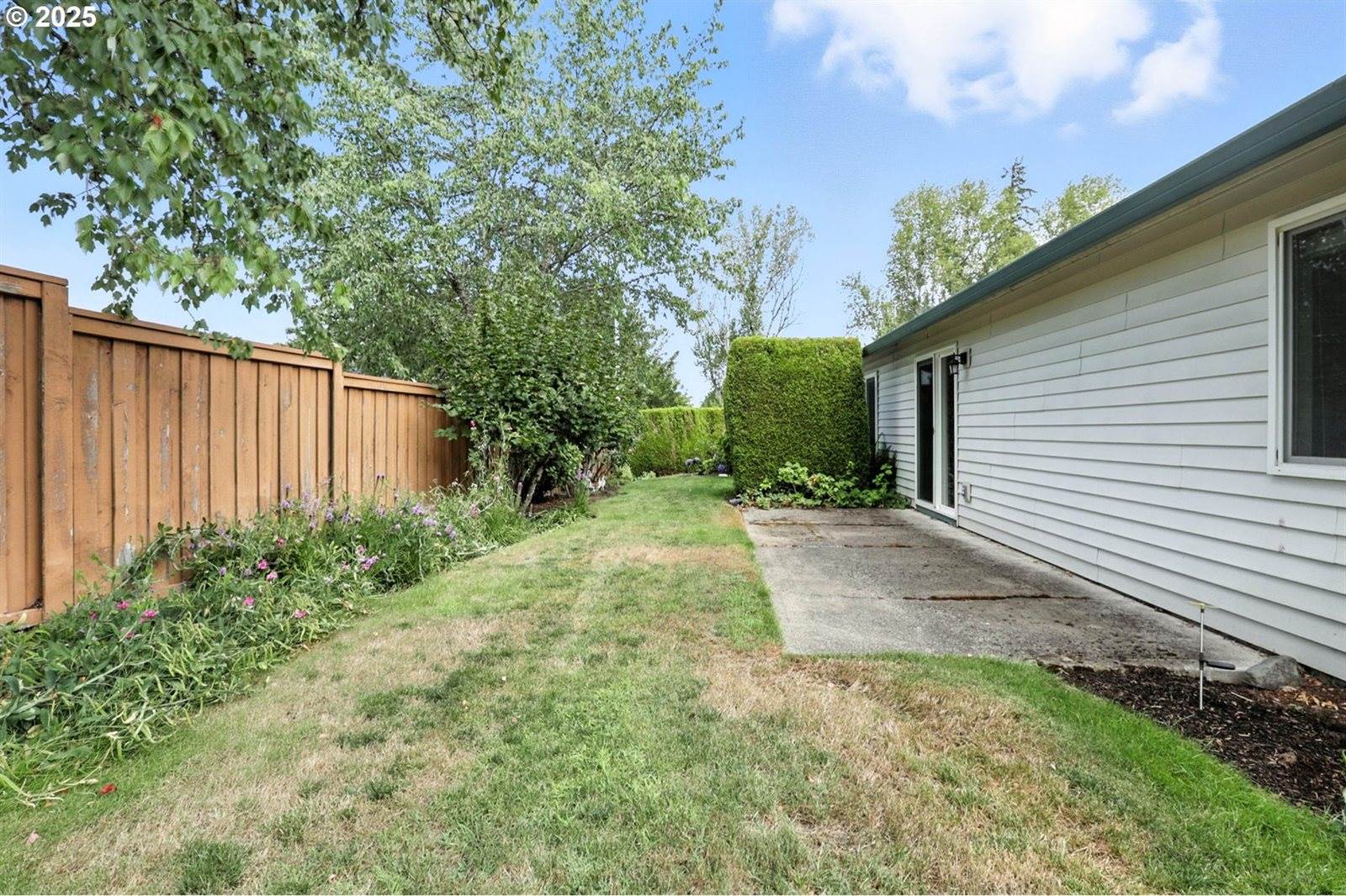 15415 SW Picadilly Ln, Beaverton, OR 97007