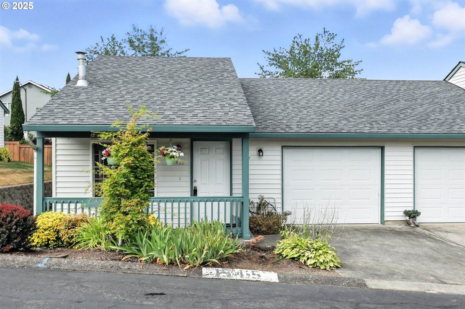 15415 SW Picadilly Ln, Beaverton, OR 97007