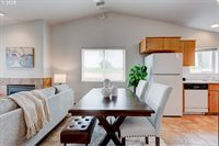 15415 SW Picadilly Ln, Beaverton, OR 97007