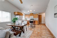15415 SW Picadilly Ln, Beaverton, OR 97007