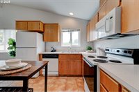 15415 SW Picadilly Ln, Beaverton, OR 97007