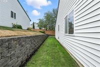 15415 SW Picadilly Ln, Beaverton, OR 97007