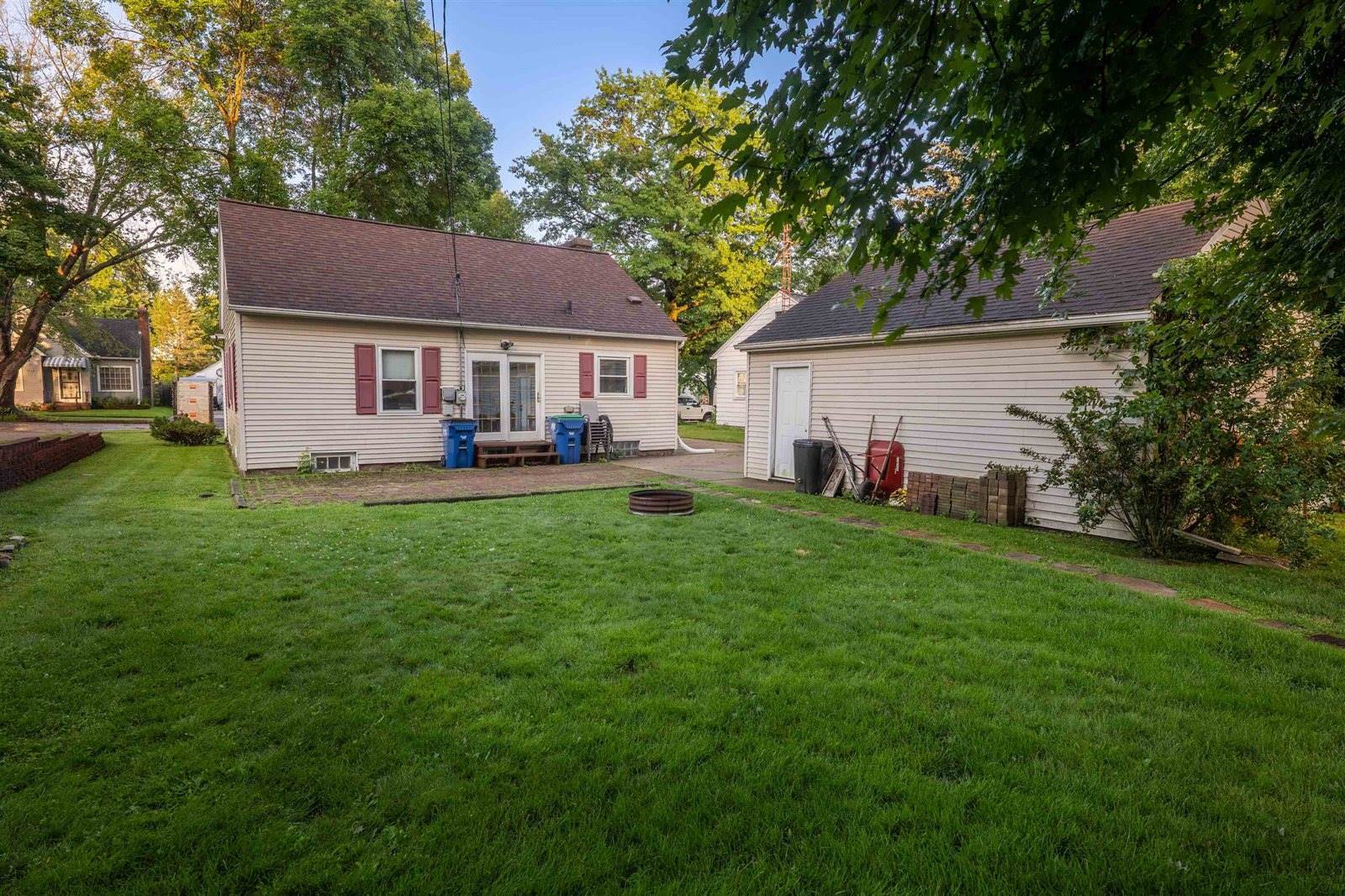 1114 N 1st Avenue, Wausau, WI 54401