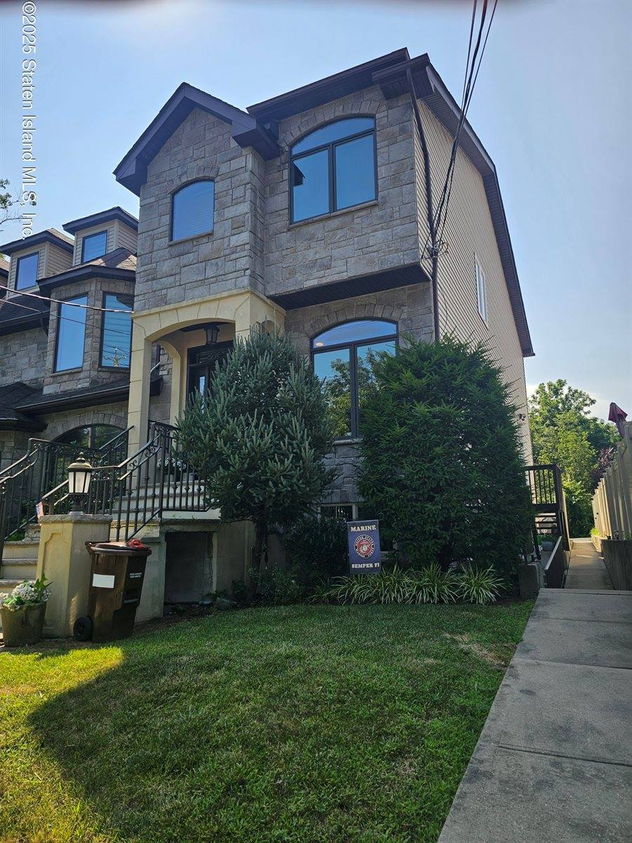 5198 Hylan Boulevard, Staten Island, NY 10312