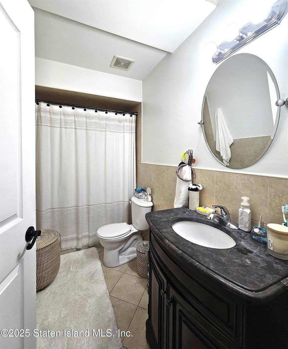 5198 Hylan Boulevard, Staten Island, NY 10312