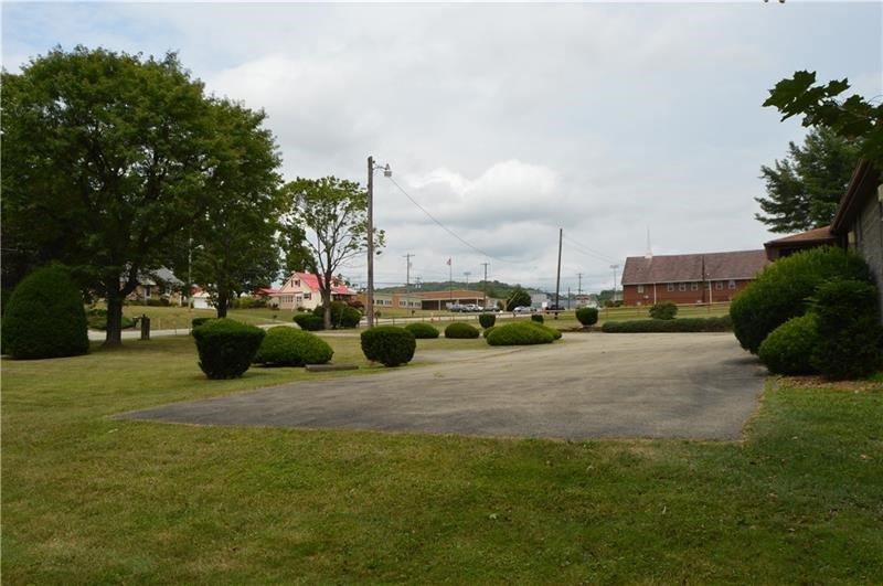 601-603 1st Street Extension, Kiskiminetas Township, PA 15613