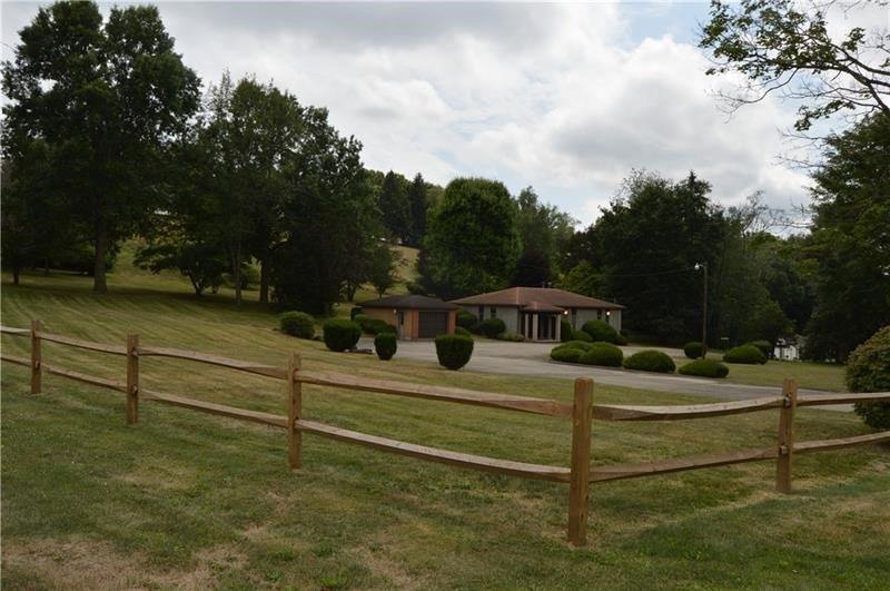 601-603 1st Street Extension, Kiskiminetas Township, PA 15613