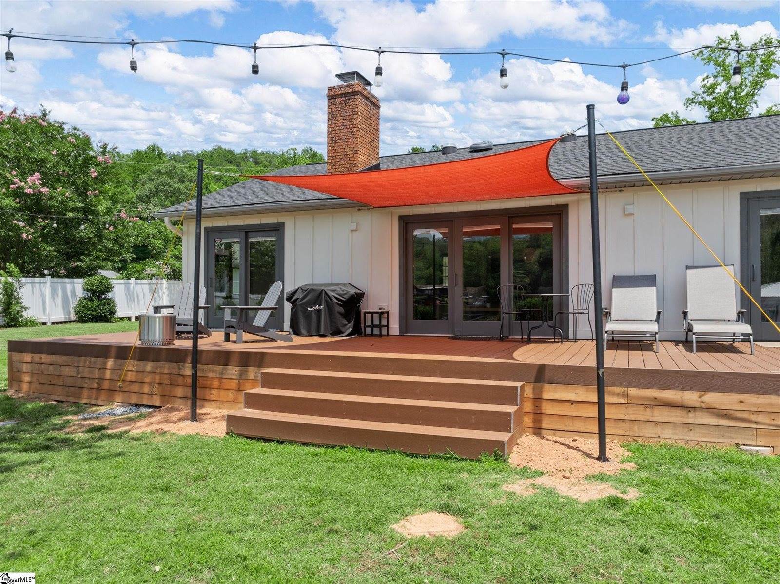 1326 E Lakeshore, Landrum, SC 29356