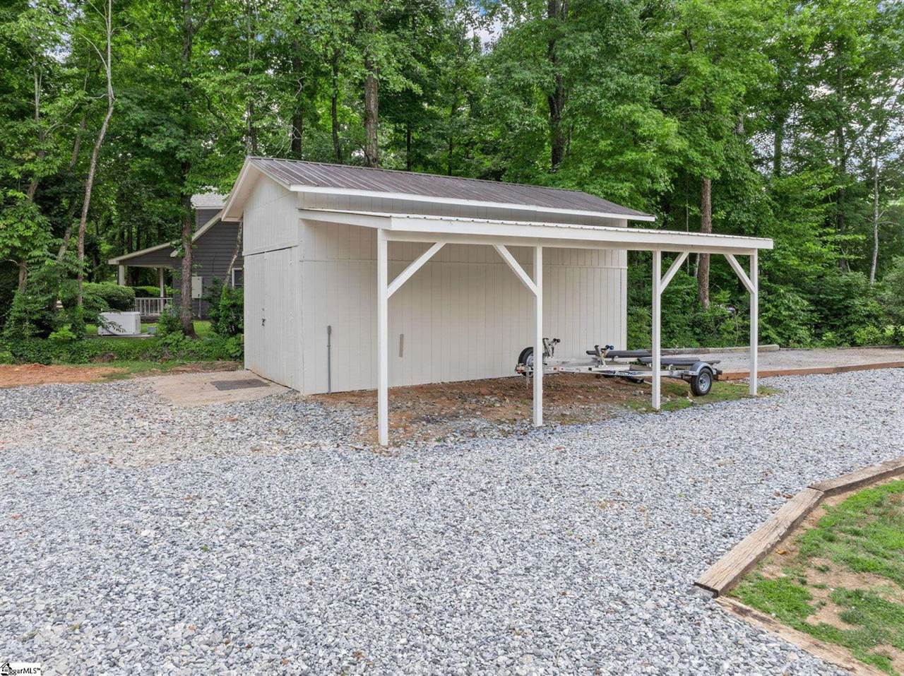 1326 E Lakeshore, Landrum, SC 29356