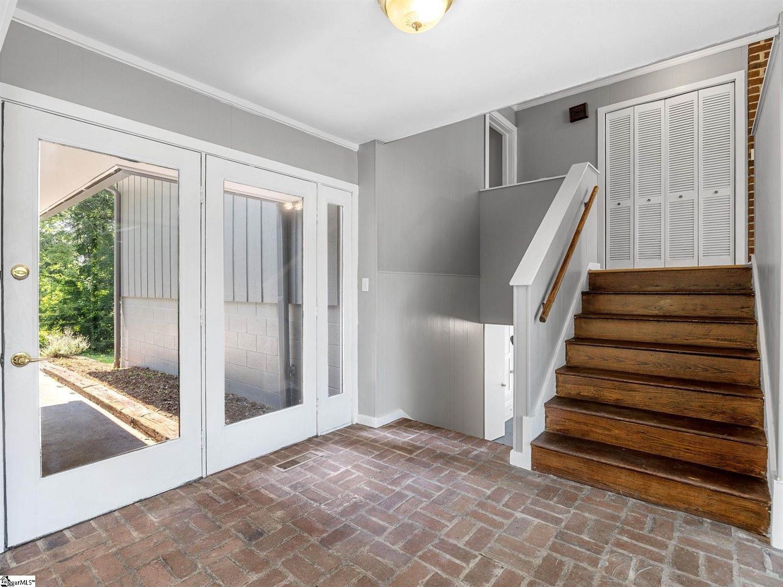 222 Bird Mountain Ridge, Landrum, SC 29356