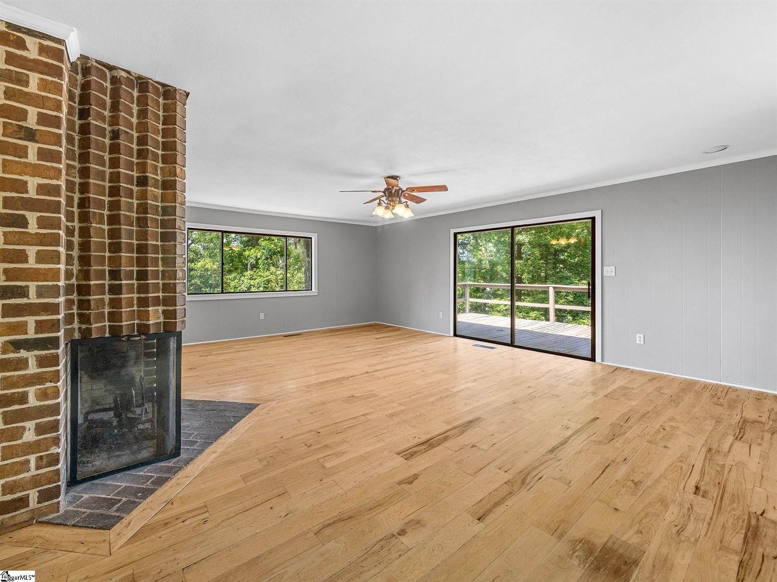 222 Bird Mountain Ridge, Landrum, SC 29356