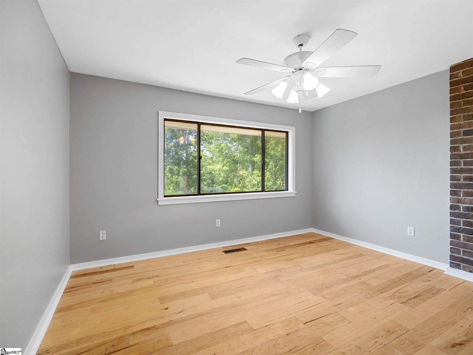 222 Bird Mountain Ridge, Landrum, SC 29356