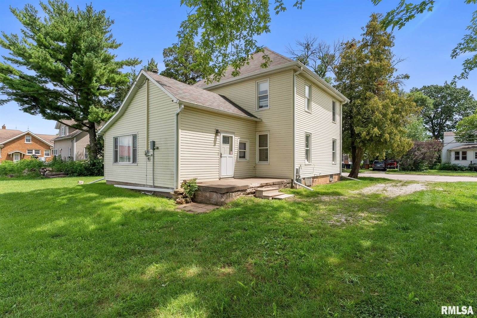 128 Butzer Street, Hillsdale, IL 61257