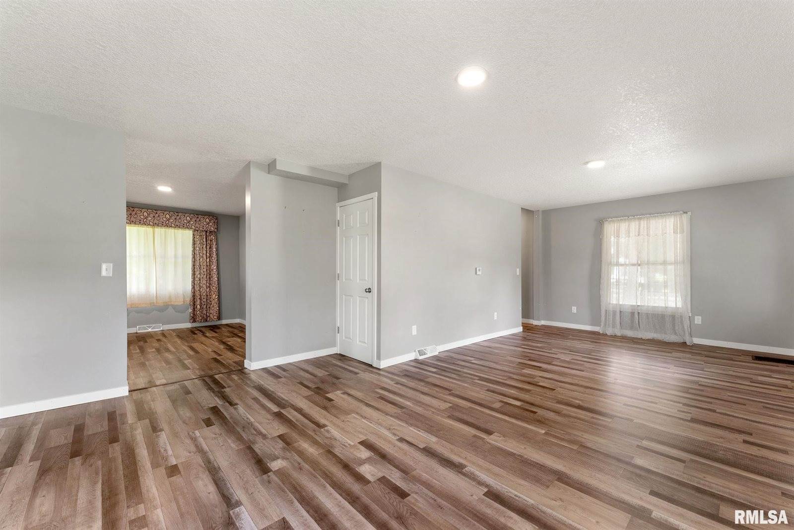 128 Butzer Street, Hillsdale, IL 61257