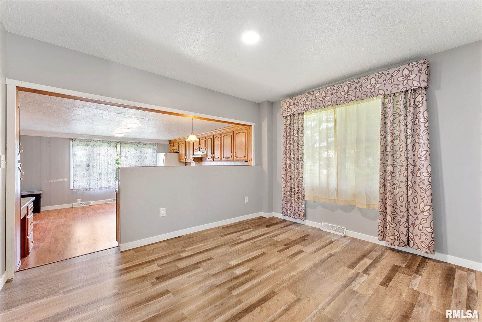 128 Butzer Street, Hillsdale, IL 61257