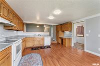 128 Butzer Street, Hillsdale, IL 61257