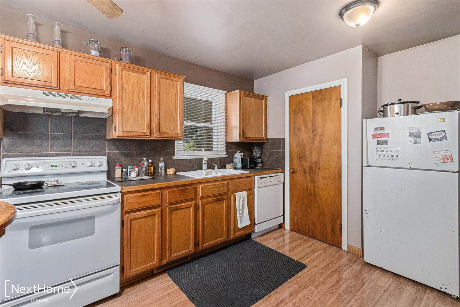 2737 Swayze Street, Flint, MI 48503