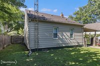 2737 Swayze Street, Flint, MI 48503