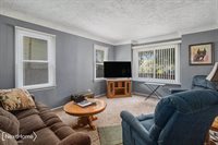 2737 Swayze Street, Flint, MI 48503