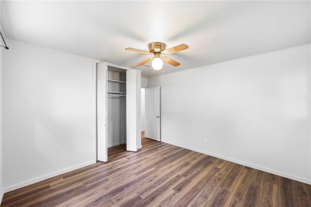 1002 East F Street, Russellville, AR 72801