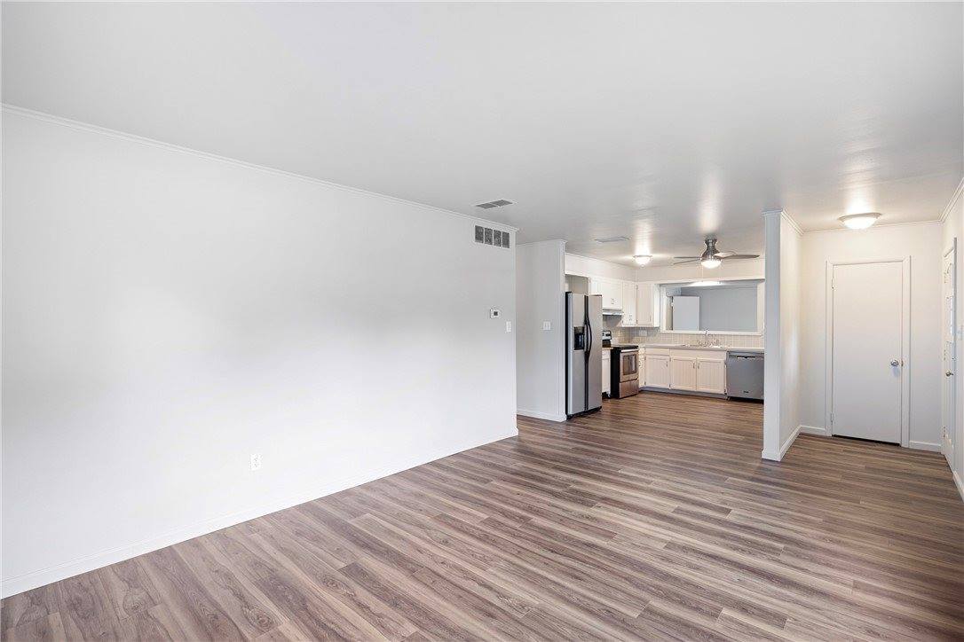 1002 East F Street, Russellville, AR 72801